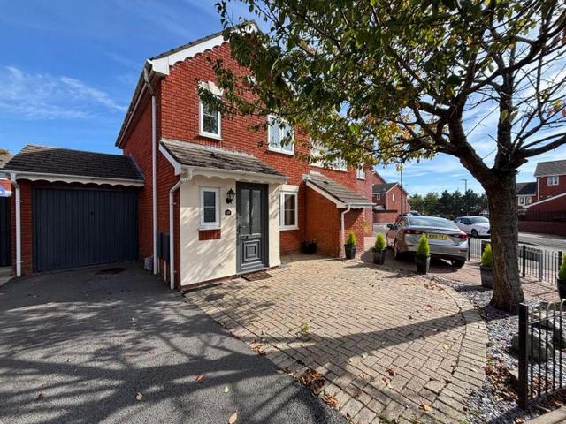 House for sale in Barry Island, Barry