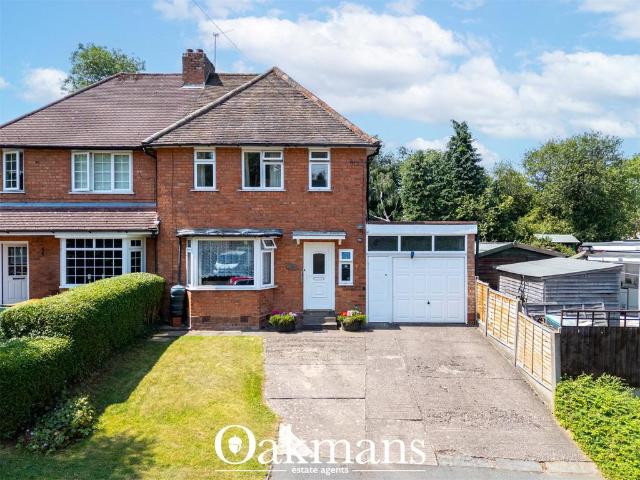 House for sale in Bromsgrove, Worcestershire