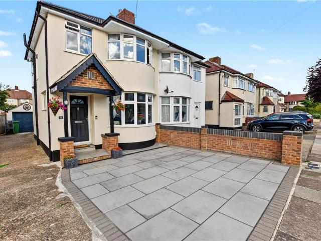 House for sale in Crook Log, Greater London