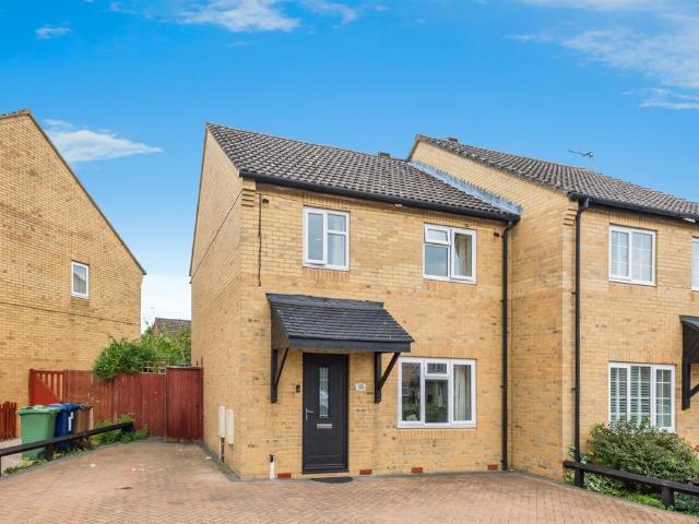 House for sale in The Slade, Oxfordshire