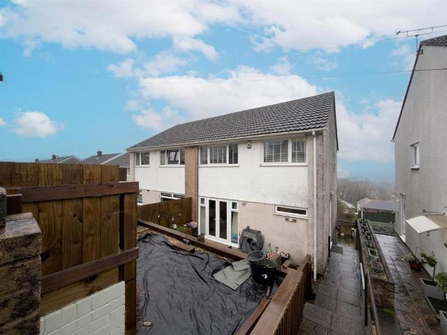 House for sale in Sebastopol, Griffithstown