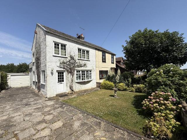 House for sale in Darrington, West Yorkshire