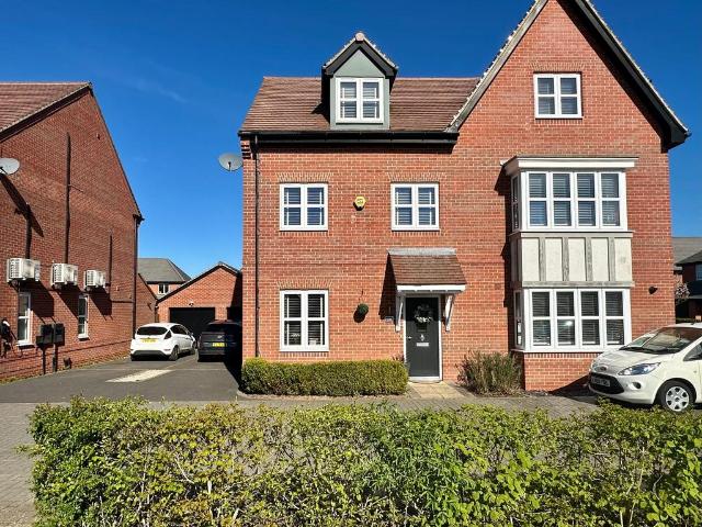 House for sale in Donington Le Heath, Leicestershire