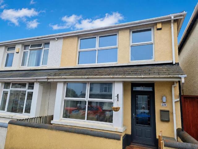 House for sale in Porthcawl, Nottage