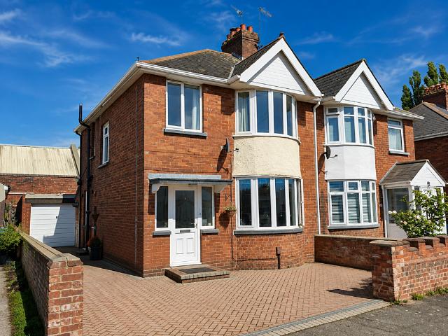 House for sale in St Thomas, Exeter