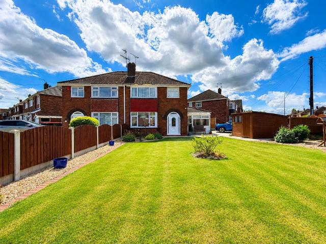 House for sale in Middlewich