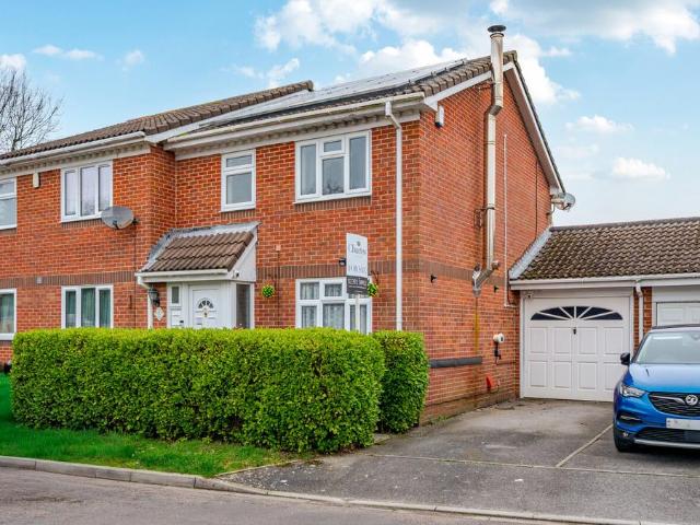 House for sale in Bridgemary, Gosport