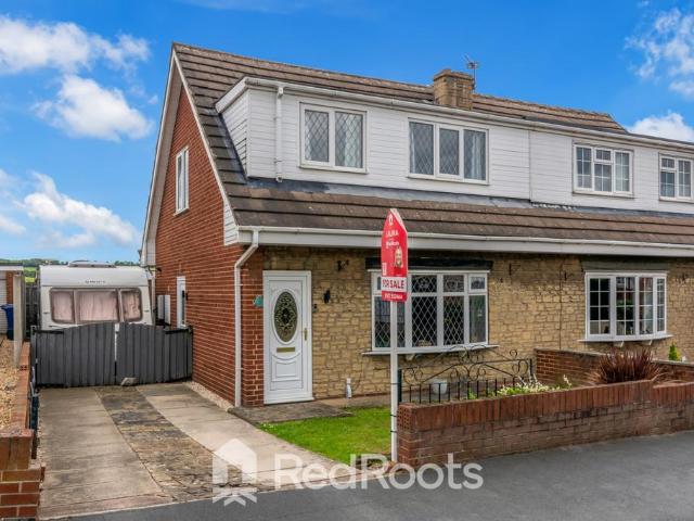House for sale in Harlington, South Yorkshire