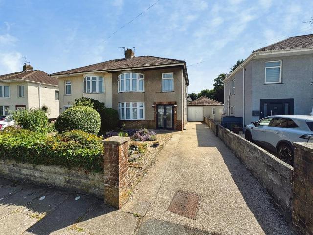 House for sale in Porthcawl, Newton