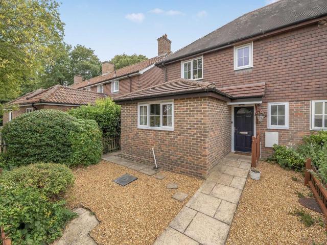 House for sale in Sutton Scotney, Hampshire
