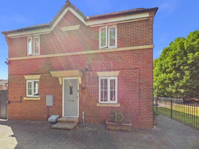 House for sale in Wilderspool, Warrington