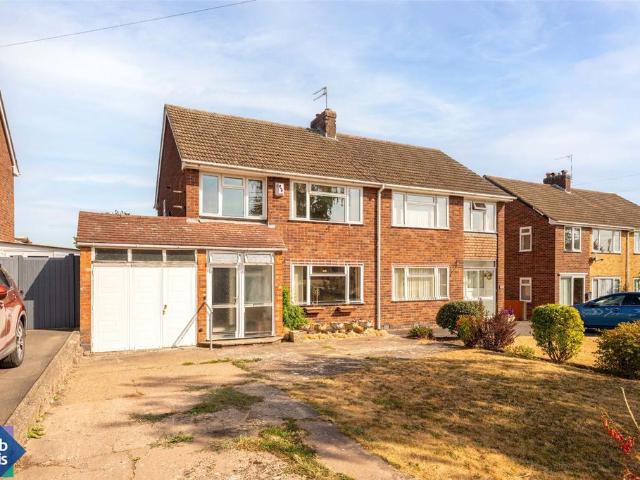 House for sale in Green Close, Warwickshire