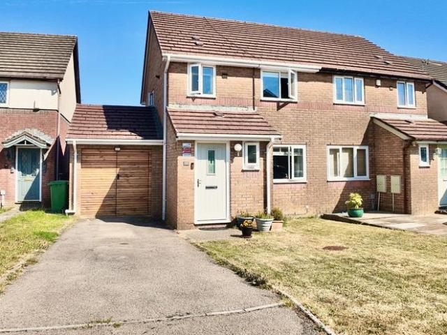 House for sale in Blackwood, Wales