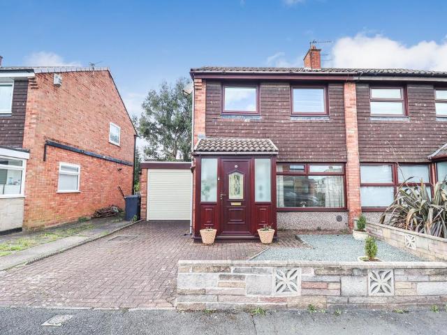 House for sale in Lingley Green, Warrington