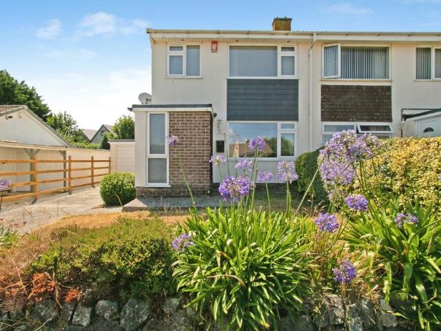House for sale in Helston, Cornwall
