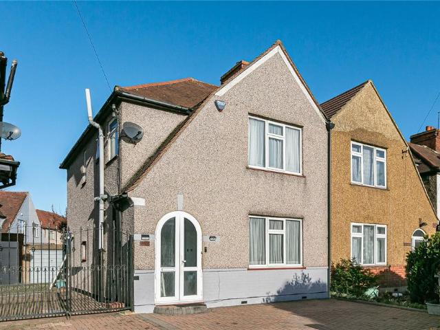 House for sale in London Borough of Hounslow, Greater London
