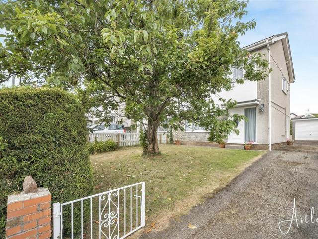 House for sale in Pennard, Wales