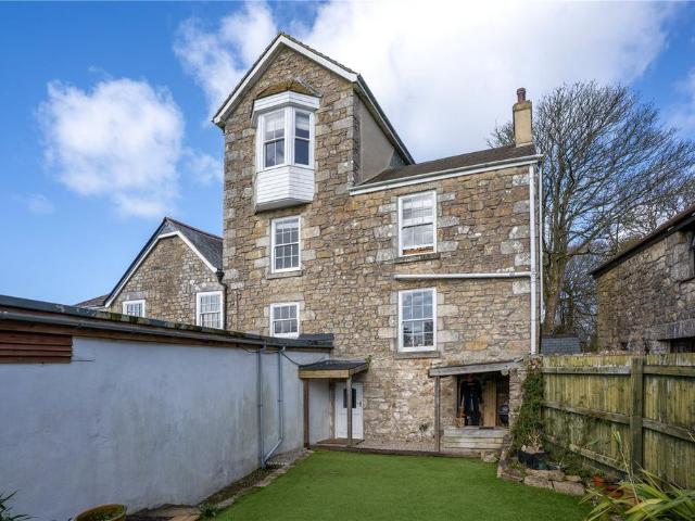 House for sale in Chynoweth, Cornwall
