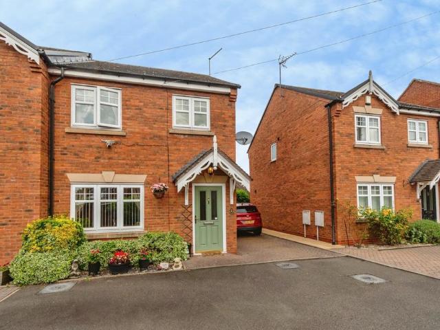 House for sale in Chadsmoor, Staffordshire