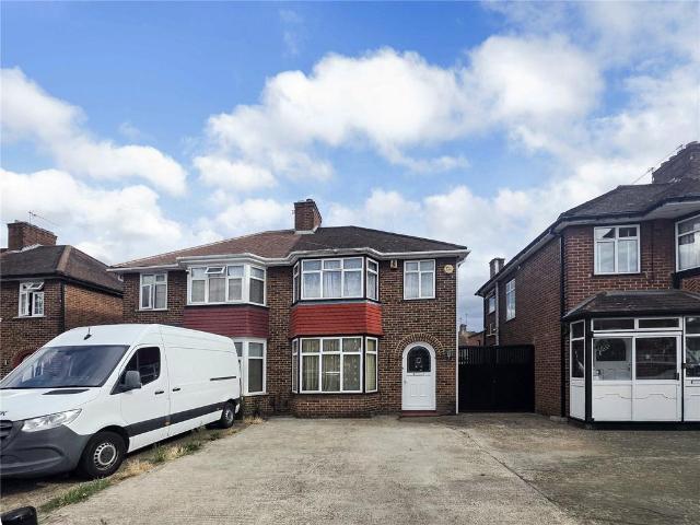 House for sale in Kingsbury, Greater London