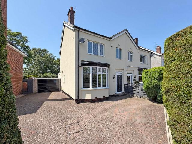 House for sale in Goldthorn Hill, West Midlands