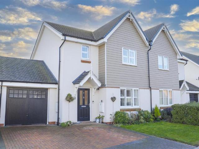 House for sale in Churchgate, Broxbourne