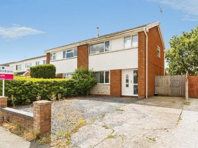 House for sale in Saughall, Cheshire