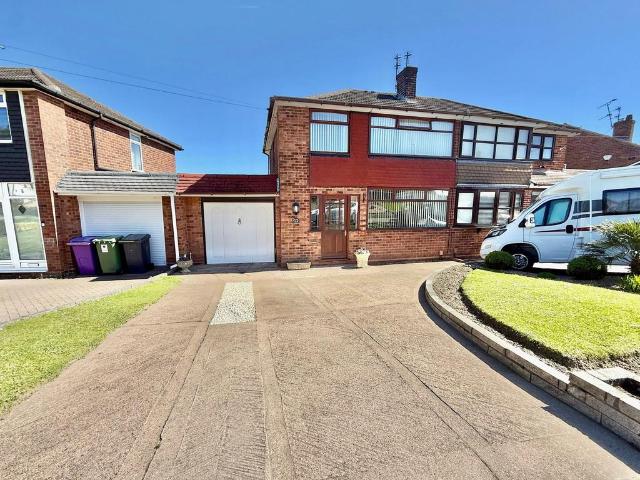 House for sale in Ettingshall Park, West Midlands