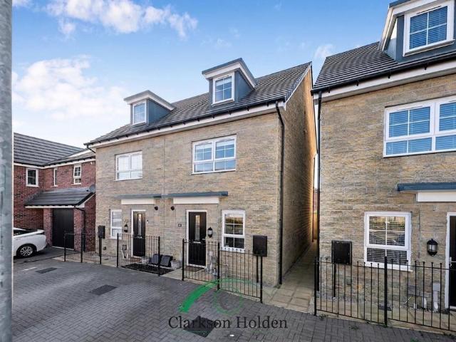 House for sale in Lea, Higher Bartle