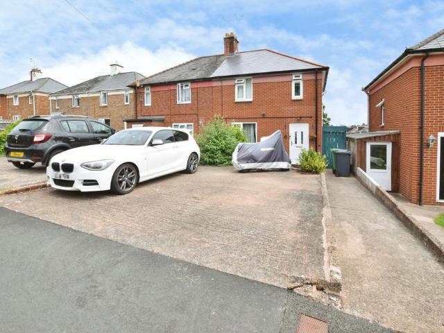 House for sale in Watergate, Devon