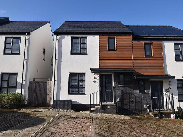 House for sale in Budlake, Devon