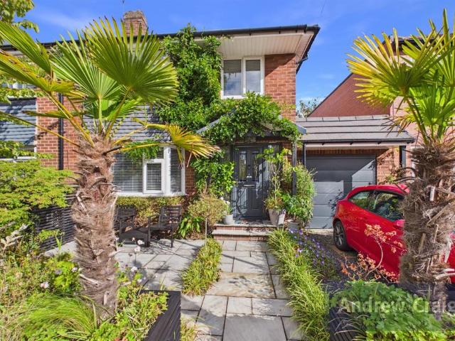 House for sale in Kenton, Tyne And Wear