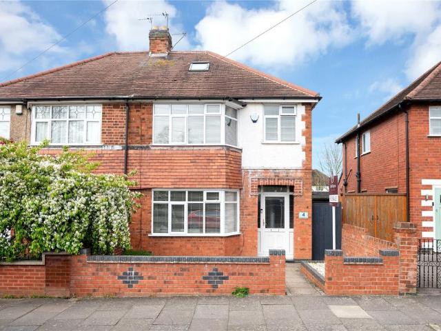House for sale in Knighton, Old Wharf
