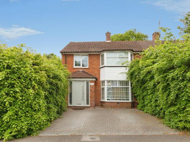 House for sale in Easthampstead, Bracknell