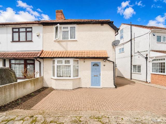 House for sale in London Borough of Hounslow, Heston