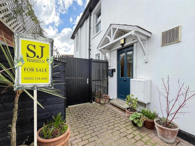 House for sale in Burnham-on-Crouch, Maldon