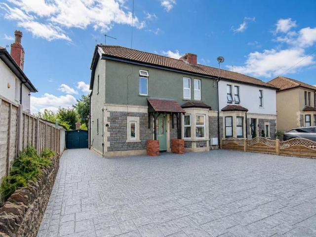House for sale in Kingswood, South Gloucestershire