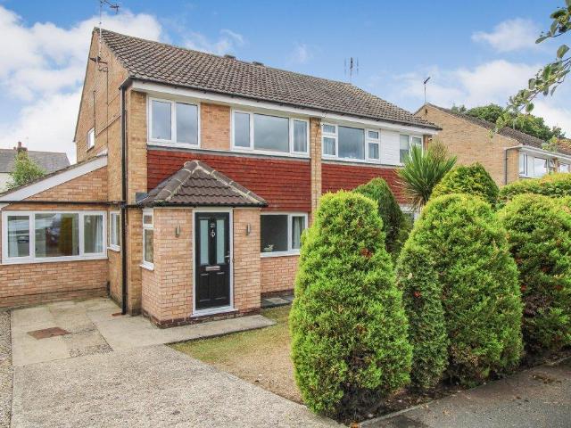 House for sale in Carmires, Knaresborough