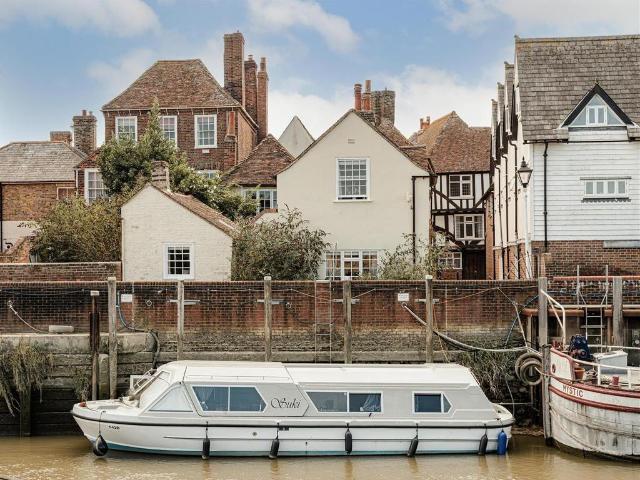 House for sale in Sandwich, Ash