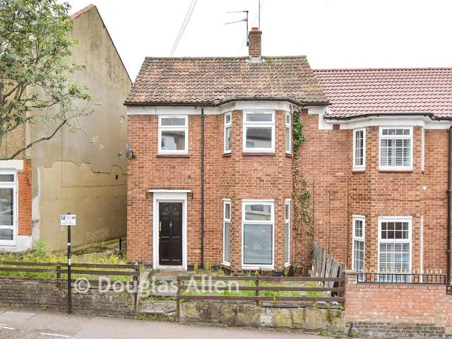 House for sale in Higham Hill, Greater London
