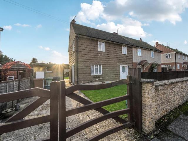 House for sale in The Slade, Oxfordshire