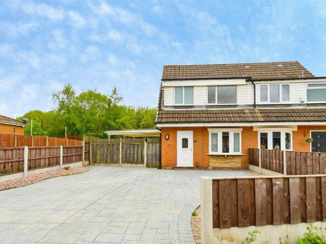 House for sale in Lee Bank, Isle Of Man