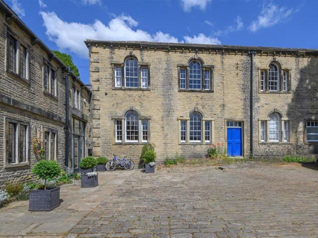 House for sale in Sowerby Bridge, Friendly
