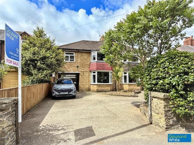 House for sale in Acklam, Normanby