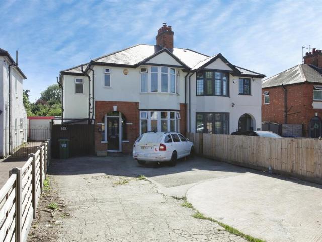 House for sale in Hillmorton Paddox, New Bilton