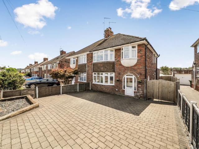 House for sale in Preston Plucknett, Yeovil