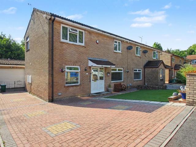 House for sale in Pontypridd, Wales