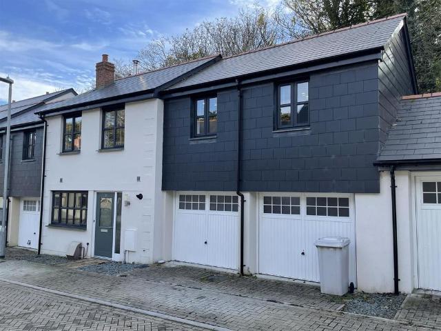 House for sale in Penryn, Cornwall