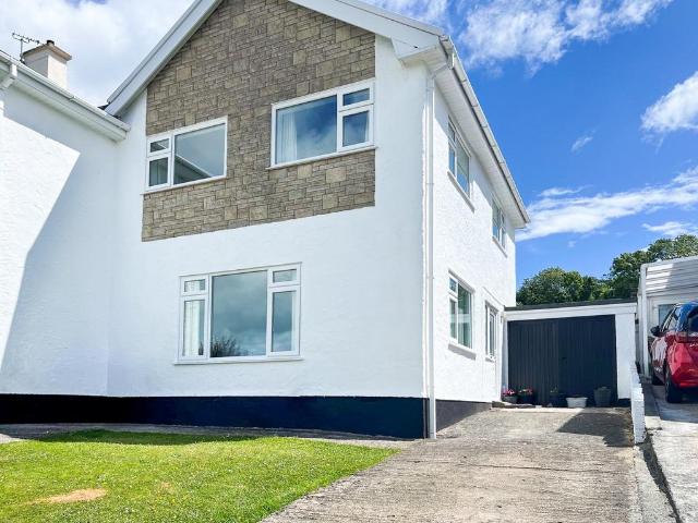 House for sale in Llanfairfechan, Conwy