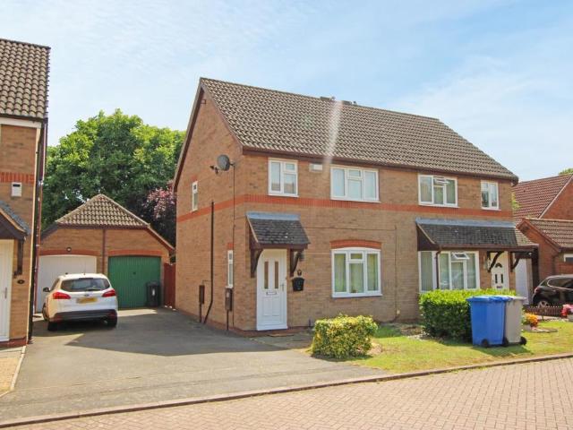 House for sale in Burton Latimer